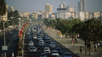 Congestión de tráfico en Marine Drive en Bombay, India