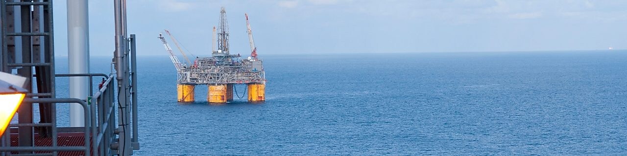 Plataforma flotante en aguas profundas en el golfo de México