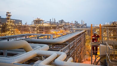 Gas to liquid plant