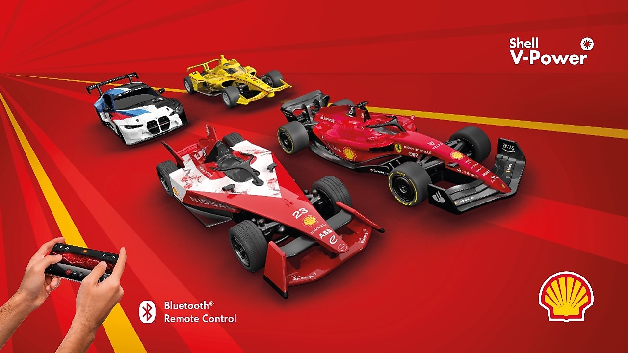 Carros de colección Shell motorsport a control remoto: Ferrari F1-75, BMW M4 GT3, Nissan FE GEN 3, y Team Penske Indy Car